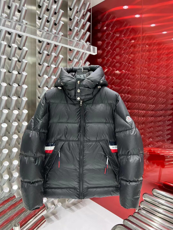 Moncler Down Jacket Mens ID:20221203-379